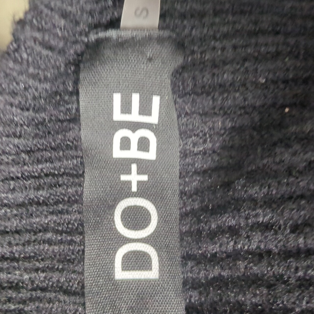 DO+BE Classic Black Crew Neck Sweater Size S - Picture 5 of 6